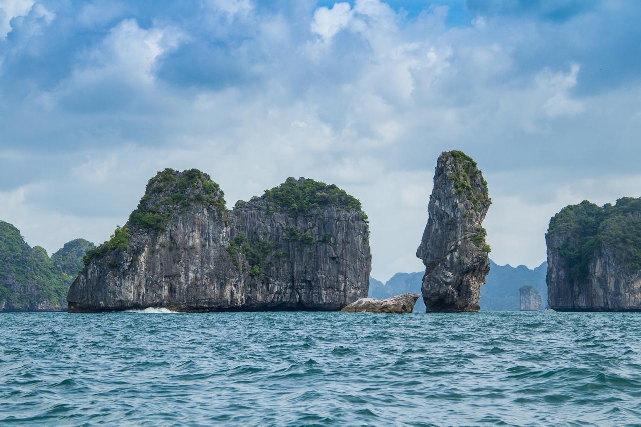 Ngoc Ha Hotel Chan Chau エクステリア 写真