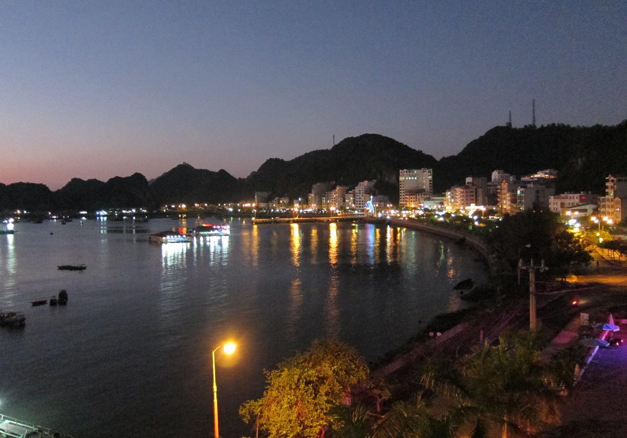 Ngoc Ha Hotel Chan Chau エクステリア 写真